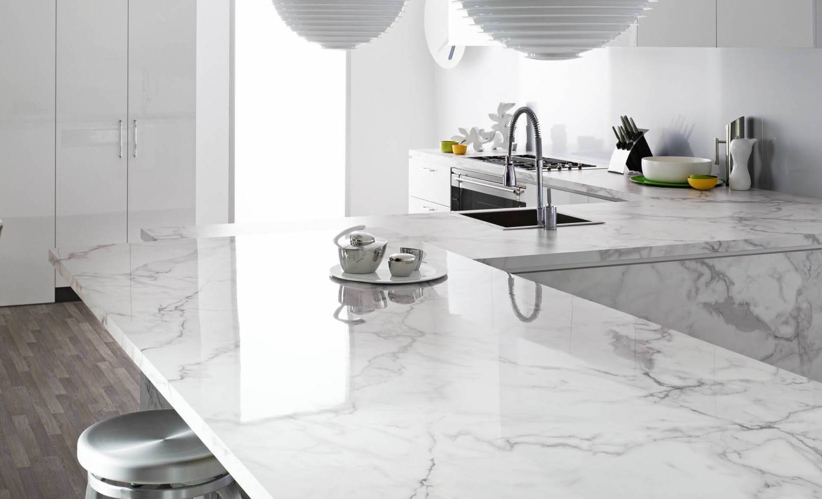 Bàn bếp đá solid surface